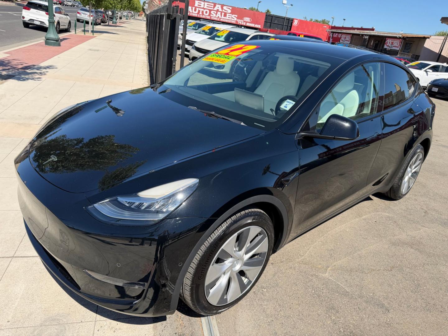 2022 Tesla Model Y Long Range AWD (7SAYGAEE0NF) with an ELECTRIC engine, 1A transmission, located at 744 E Miner Ave, Stockton, CA, 95202, (209) 944-5770, 37.956863, -121.282082 - Photo#4