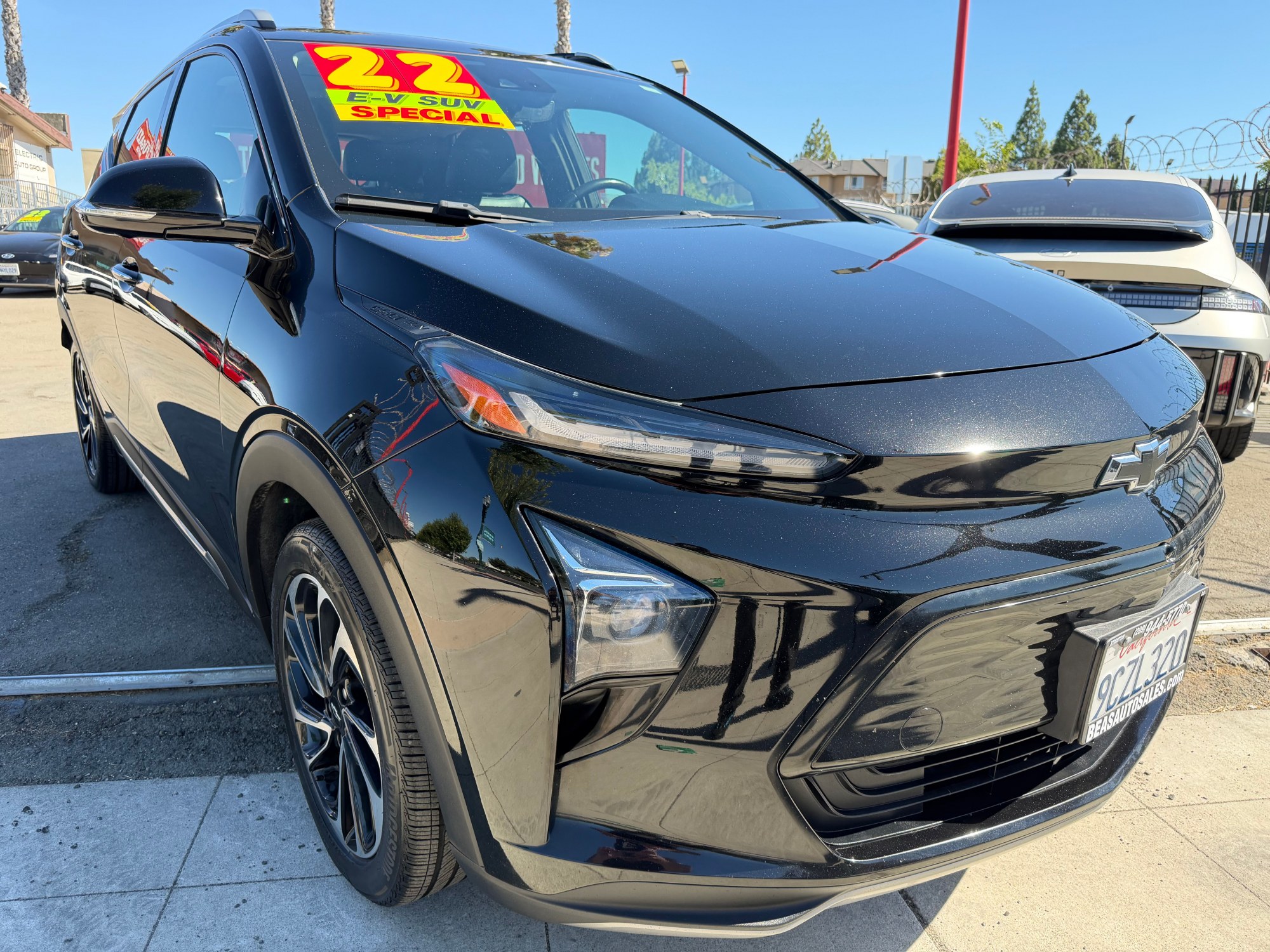 photo of 2022 Chevrolet Bolt EV 2LT