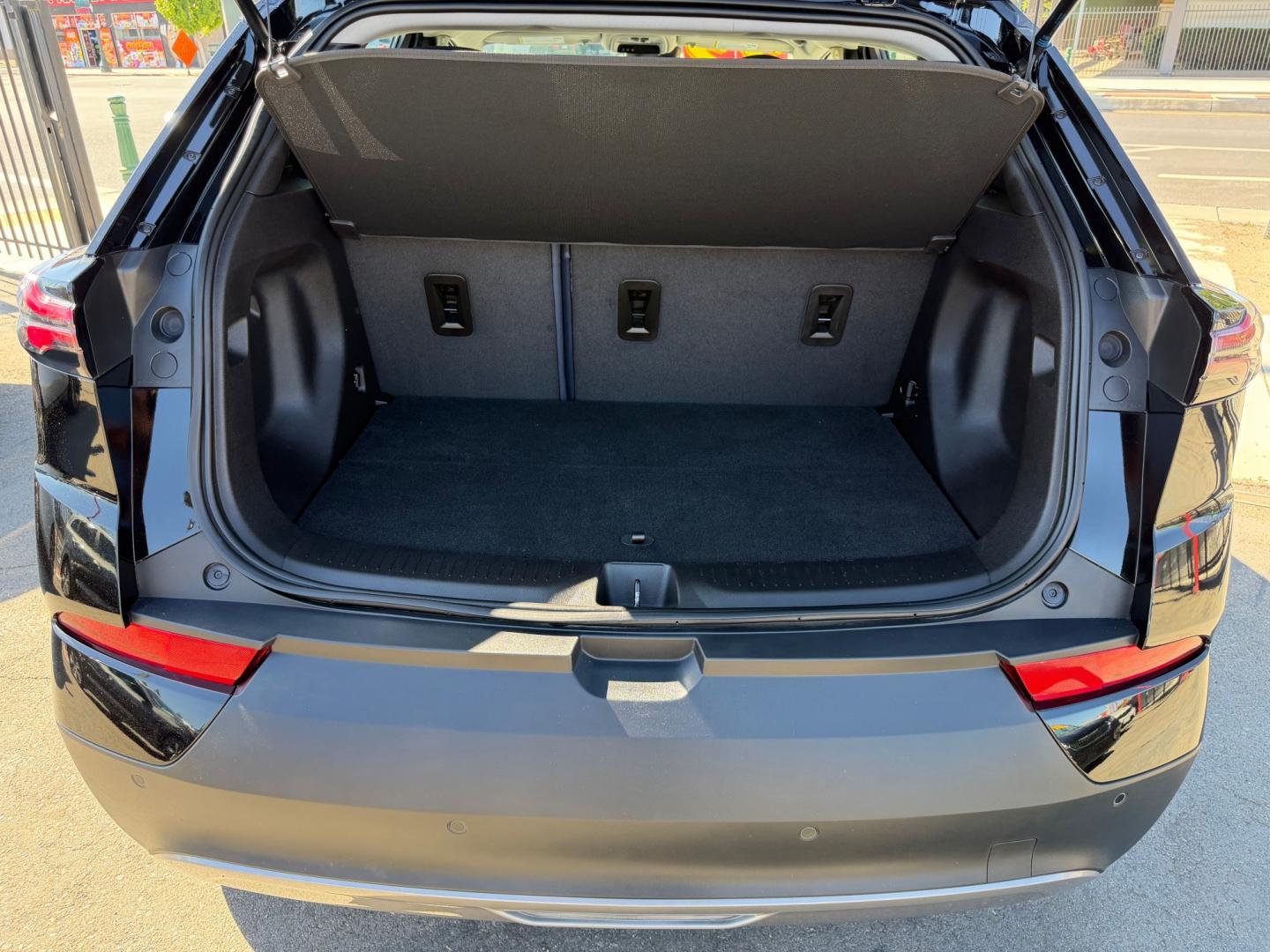 2022 Chevrolet Bolt EV 2LT (1G1FZ6S0XN4) with an ELECTRIC engine, 1A transmission, located at 744 E Miner Ave, Stockton, CA, 95202, (209) 944-5770, 37.956863, -121.282082 - Photo#11