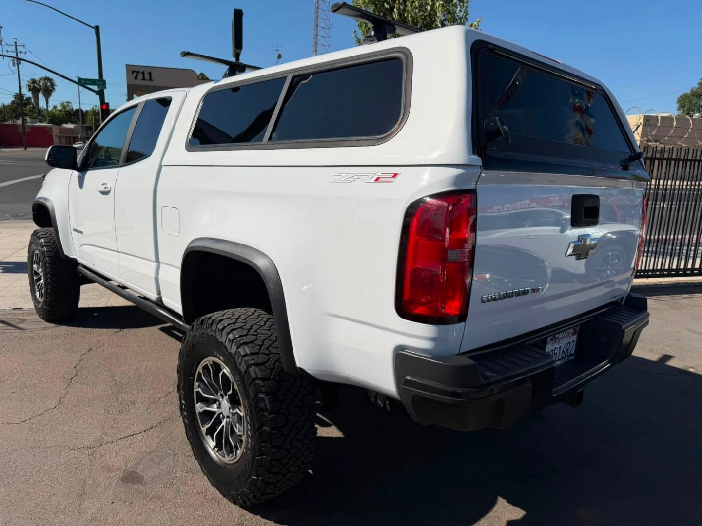 2018 Chevrolet Colorado ZR2 Ext. Cab 4WD (1GCRTEEN8J1) with an 3.6L V6 DOHC 24V GAS engine, 6A transmission, located at 744 E Miner Ave, Stockton, CA, 95202, (209) 944-5770, 37.956863, -121.282082- Photo#5