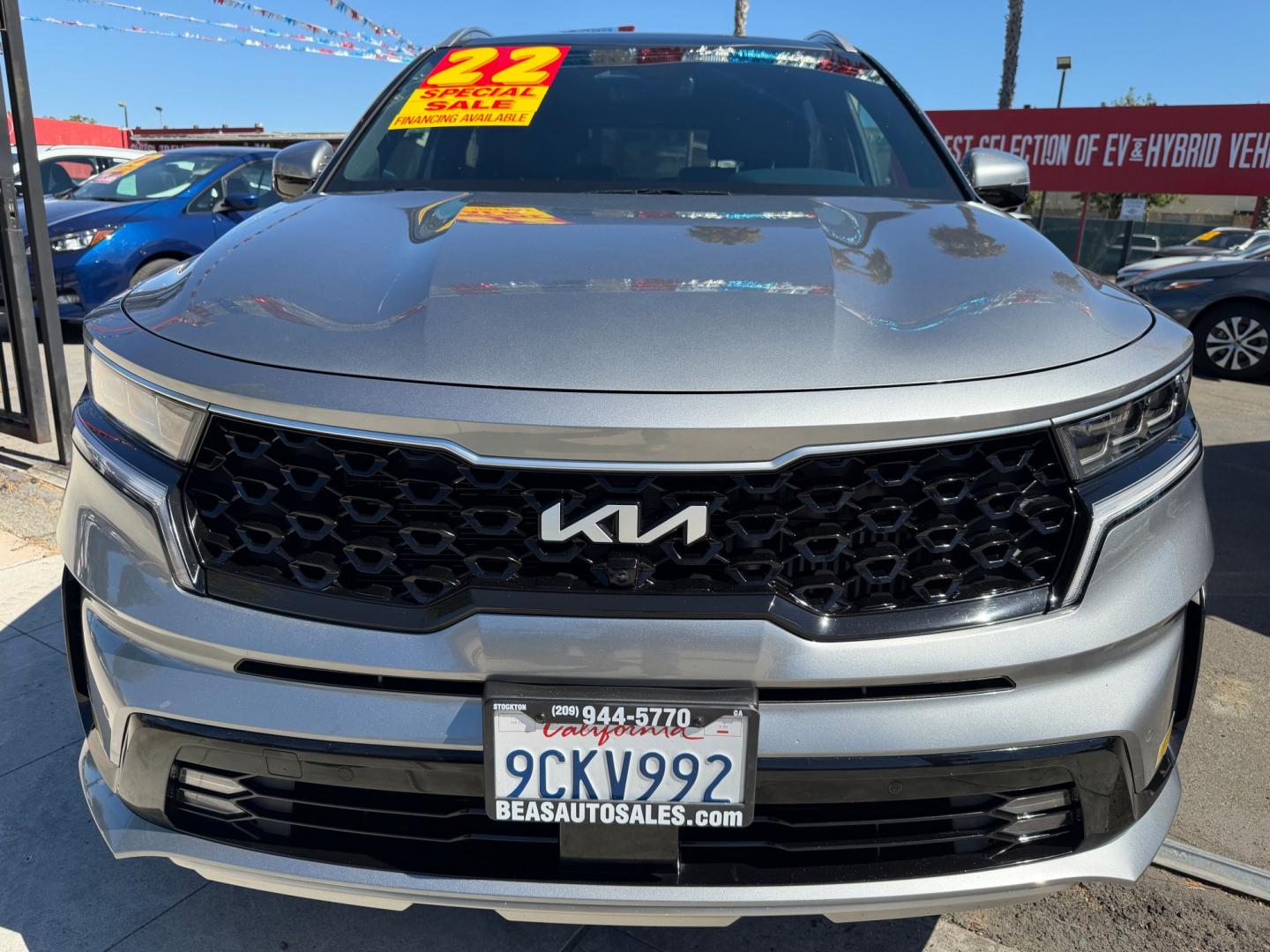 2022 Kia Sorento Plug In Hybrid SX Prestige (KNDRMDLH6N5) with an 1.6L L4 DOHC 16V HYBRID engine, 6A transmission, located at 744 E Miner Ave, Stockton, CA, 95202, (209) 944-5770, 37.956863, -121.282082- Photo#2