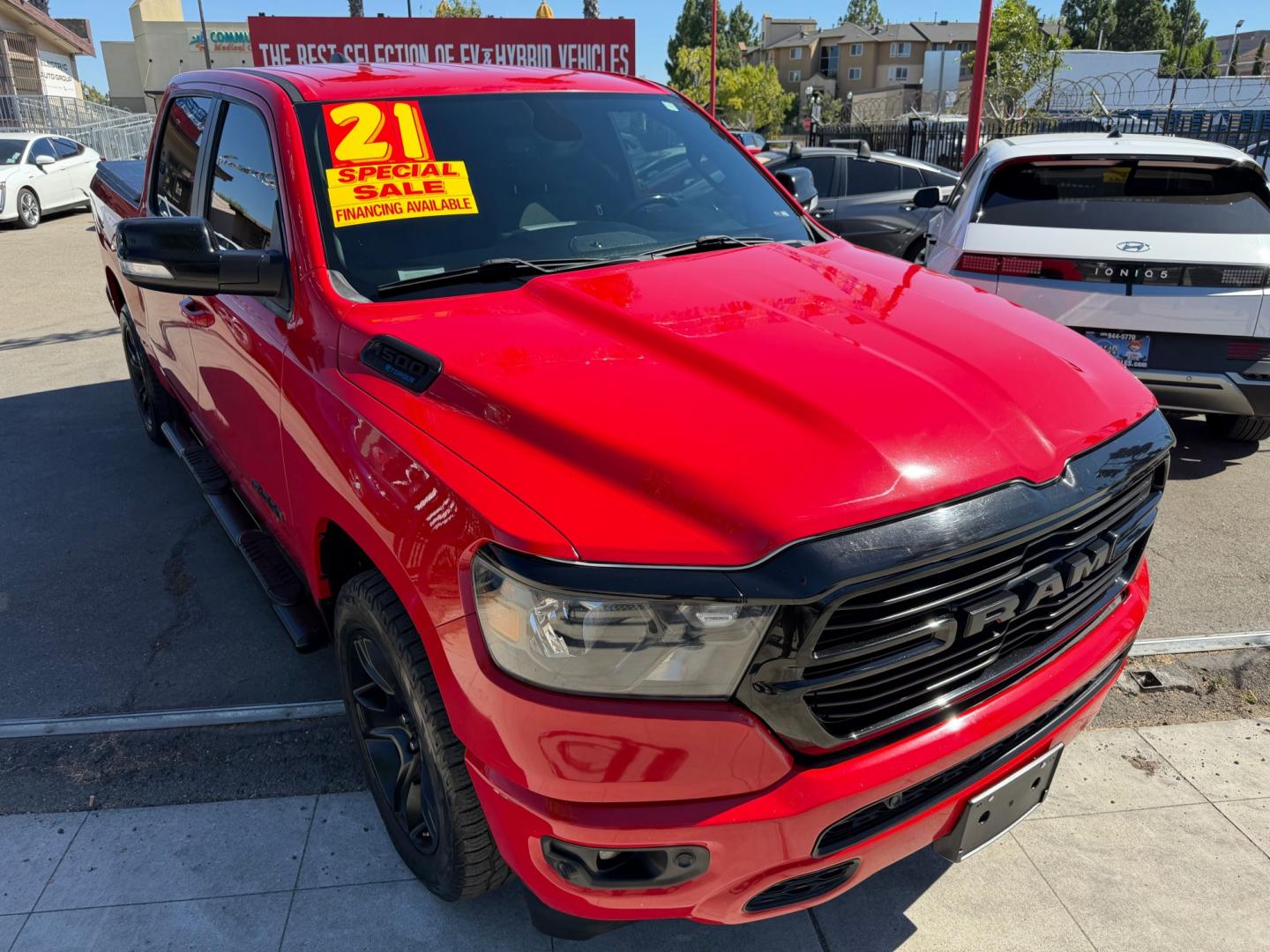 2021 RAM 1500 Big Horn Crew Cab SWB 2WD (1C6RREFT8MN) with an 5.7L V8 OHV 16V engine, 8A transmission, located at 744 E Miner Ave, Stockton, CA, 95202, (209) 944-5770, 37.956863, -121.282082- Photo#1