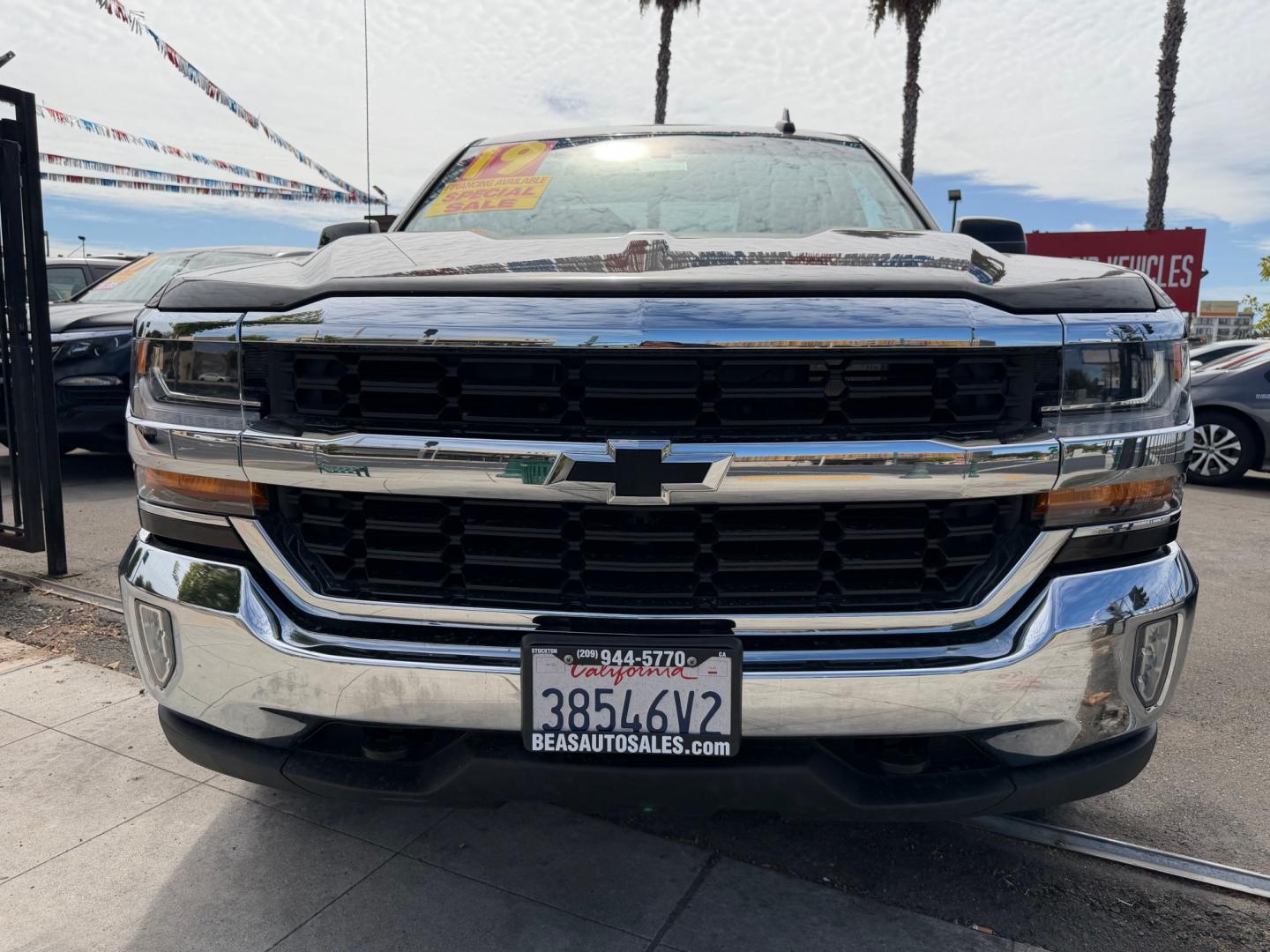 2019 Chevrolet Silverado 1500 Double Cab 4WD (2GCVKPEC7K1) with an 5.3L V8 OHV 16V engine, 6A transmission, located at 744 E Miner Ave, Stockton, CA, 95202, (209) 944-5770, 37.956863, -121.282082- Photo#2