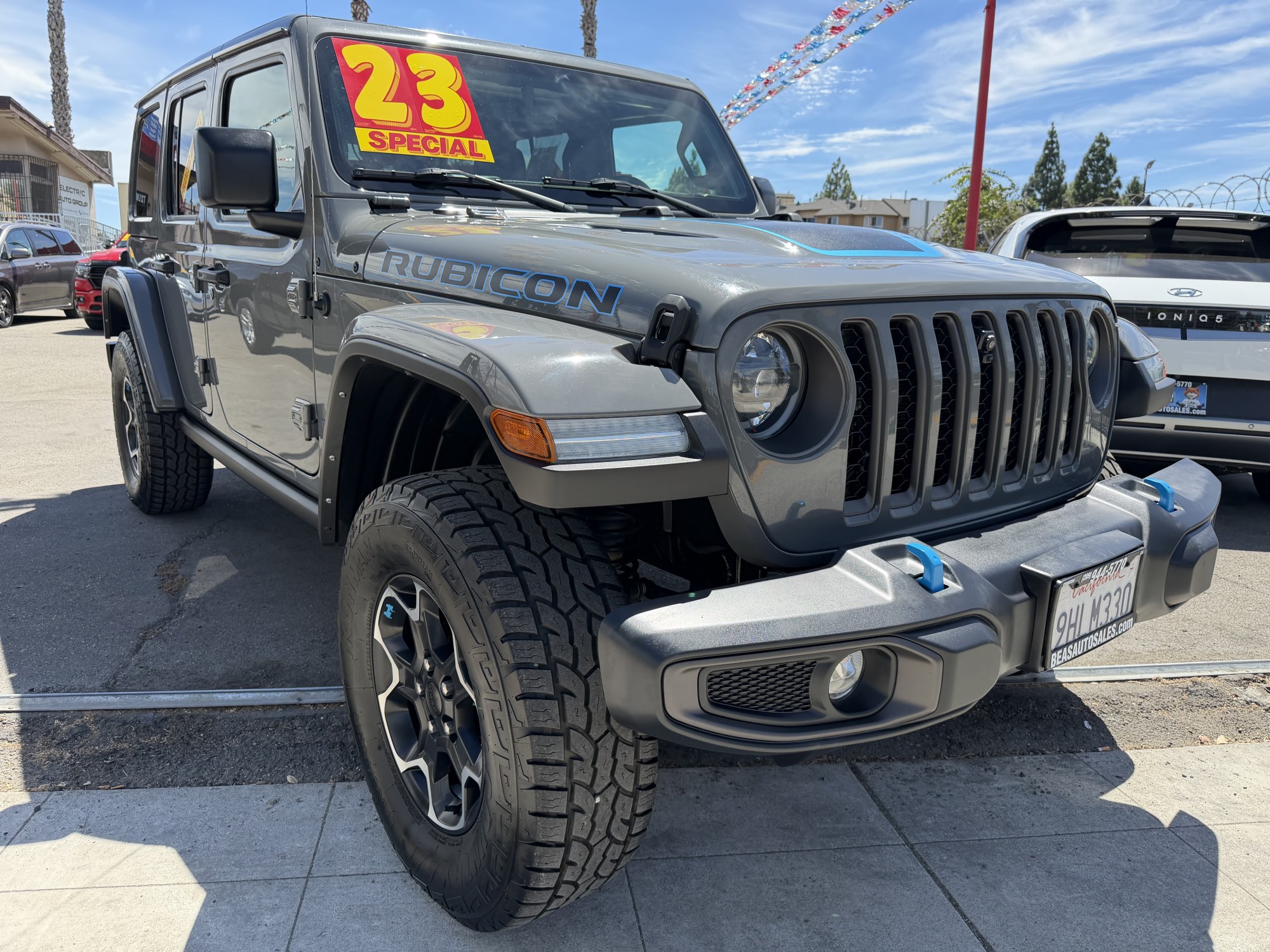 photo of 2023 Jeep Wrangler Rubicon 20th Anniversary 4XE