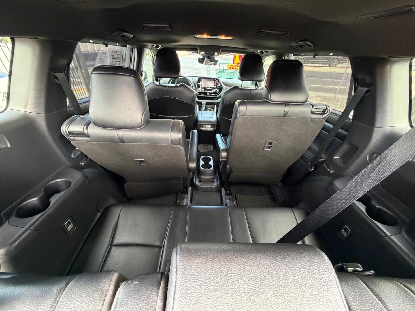 2021 Toyota Highlander XSE FWD V6 (5TDLZRAHXMS) with an 3.5L V6 DOHC 24V engine, 8A transmission, located at 744 E Miner Ave, Stockton, CA, 95202, (209) 944-5770, 37.956863, -121.282082- Photo#11