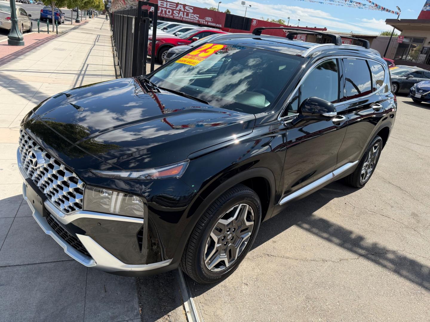 2023 Hyundai Santa Fe Plug-In Hybrid Limited (KM8S7DA20PU) with an 1.6L L4 DOHC 16V HYBRID engine, 6A transmission, located at 744 E Miner Ave, Stockton, CA, 95202, (209) 944-5770, 37.956863, -121.282082- Photo#4