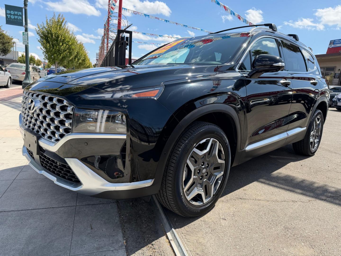 2023 Hyundai Santa Fe Plug-In Hybrid Limited (KM8S7DA20PU) with an 1.6L L4 DOHC 16V HYBRID engine, 6A transmission, located at 744 E Miner Ave, Stockton, CA, 95202, (209) 944-5770, 37.956863, -121.282082- Photo#3