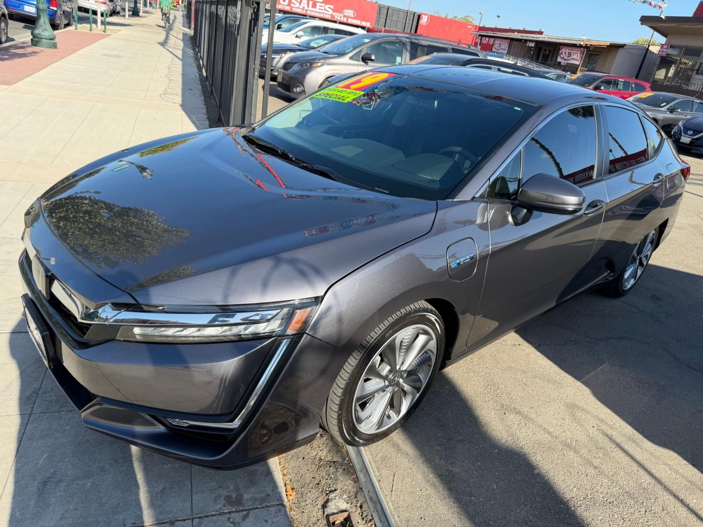2019 Honda Clarity Plug-In Hybrid (JHMZC5F13KC) with an 1.5L L4 DOHC 16V HYBRID engine, CVT transmission, located at 744 E Miner Ave, Stockton, CA, 95202, (209) 944-5770, 37.956863, -121.282082- Photo#4