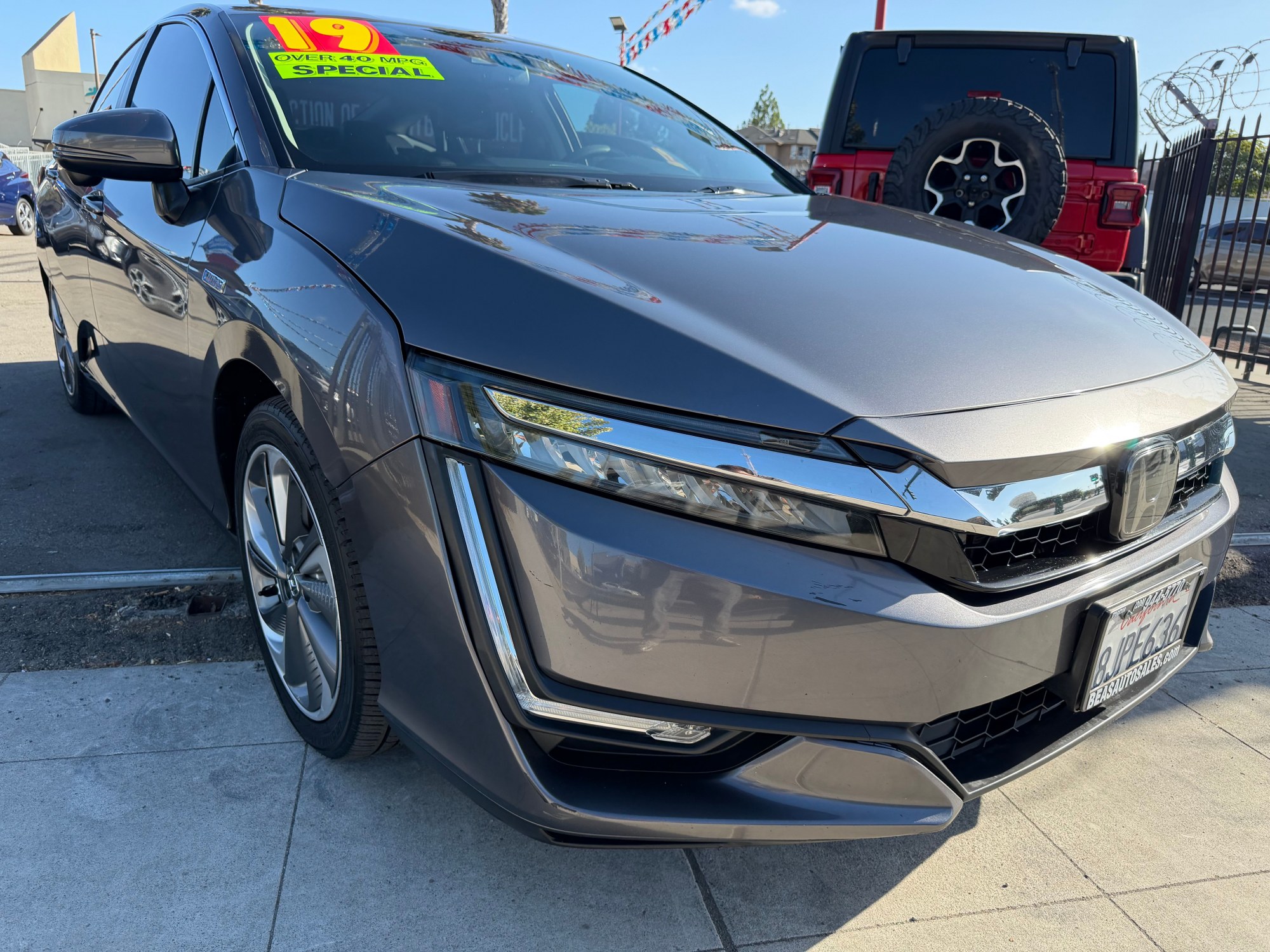 photo of 2019 Honda Clarity Plug-In Hybrid