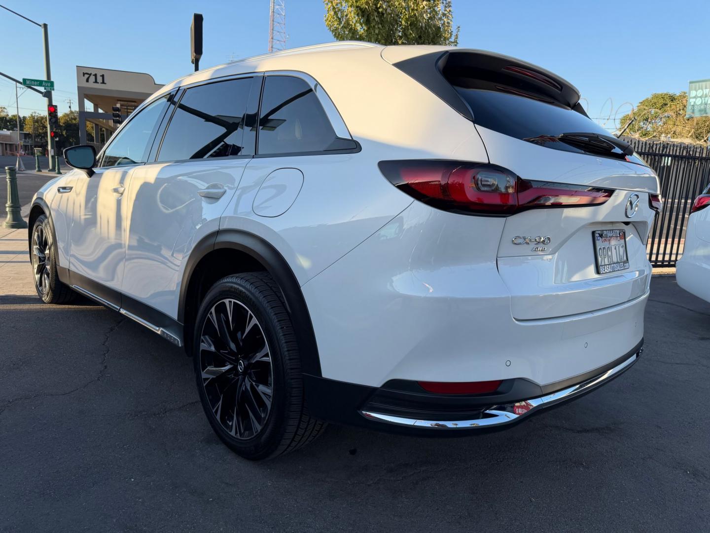 2024 Mazda CX-90 Premium (JM3KKDHA7R1) with an 3.3L V6 DOHC 24V HYBRID engine, 8A transmission, located at 744 E Miner Ave, Stockton, CA, 95202, (209) 944-5770, 37.956863, -121.282082- Photo#5