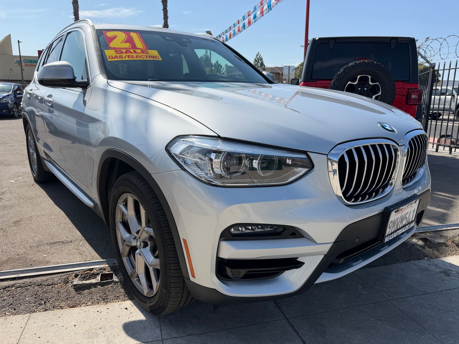 photo of 2021 BMW X3 xDrive30e