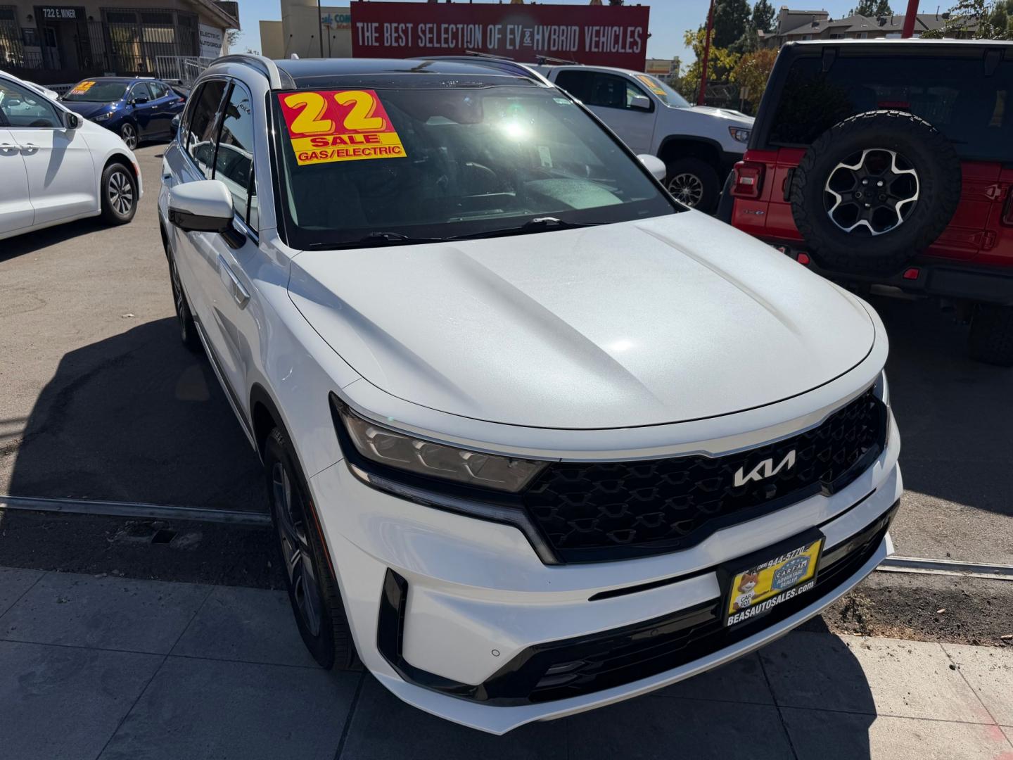 2022 Kia Sorento Plug In Hybrid SX Prestige (KNDRMDLH1N5) with an 1.6L L4 DOHC 16V HYBRID engine, 6A transmission, located at 744 E Miner Ave, Stockton, CA, 95202, (209) 944-5770, 37.956863, -121.282082- Photo#1