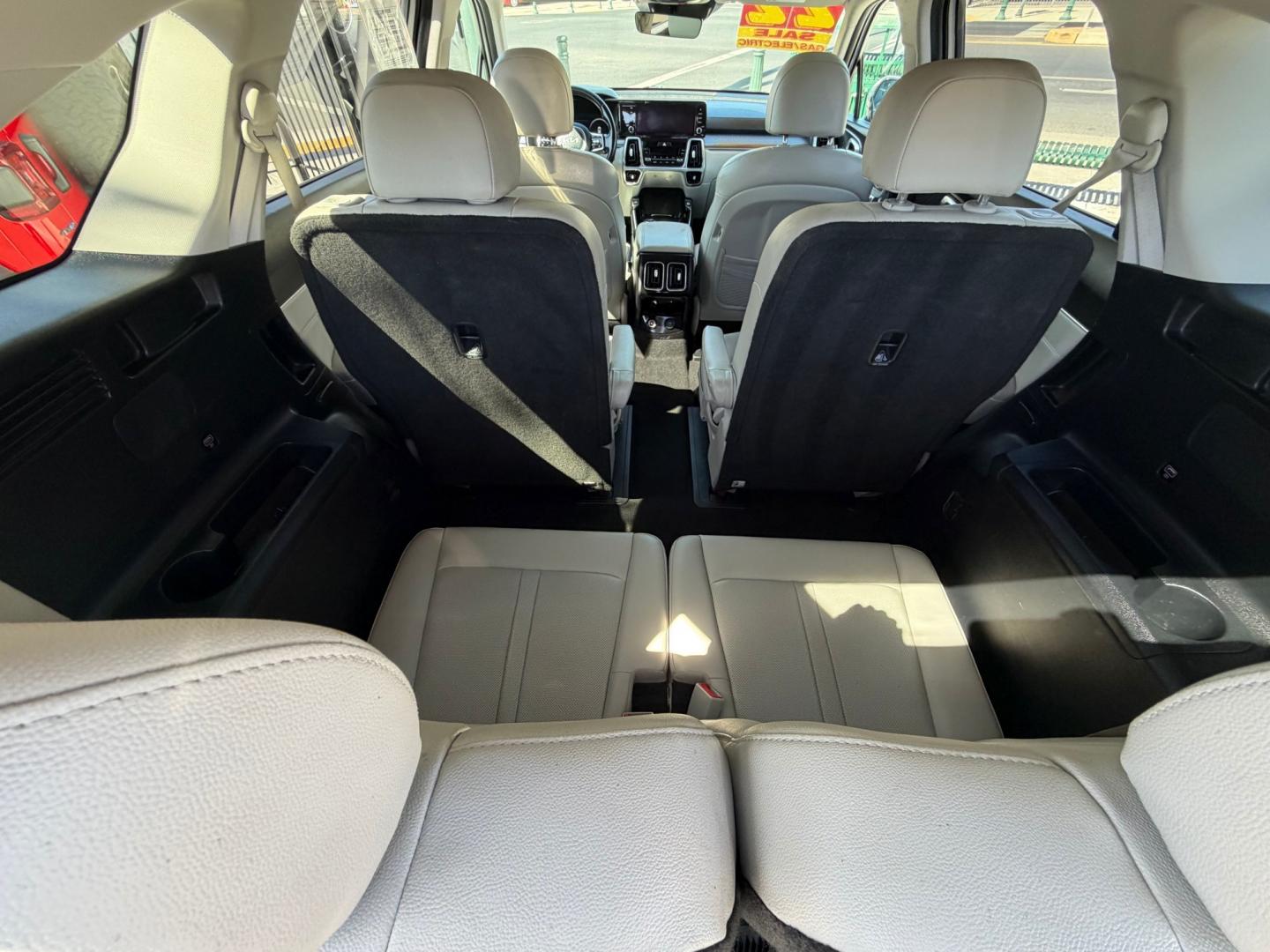 2022 Kia Sorento Plug In Hybrid SX Prestige (KNDRMDLH1N5) with an 1.6L L4 DOHC 16V HYBRID engine, 6A transmission, located at 744 E Miner Ave, Stockton, CA, 95202, (209) 944-5770, 37.956863, -121.282082- Photo#11