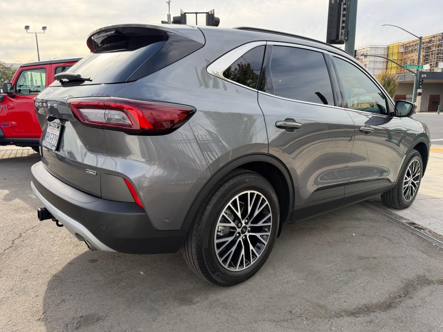 2023 Ford Escape Plug-in Hybrid Base (1FMCU0E12PU) with an 2.5L L4 DOHC 16V HYBRID engine, 6A transmission, located at 744 E Miner Ave, Stockton, CA, 95202, (209) 944-5770, 37.956863, -121.282082- Photo#7