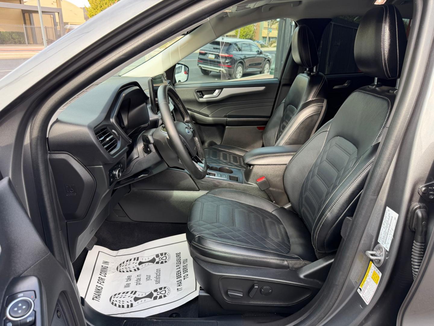 2023 Ford Escape Plug-in Hybrid Base (1FMCU0E12PU) with an 2.5L L4 DOHC 16V HYBRID engine, 6A transmission, located at 744 E Miner Ave, Stockton, CA, 95202, (209) 944-5770, 37.956863, -121.282082- Photo#10