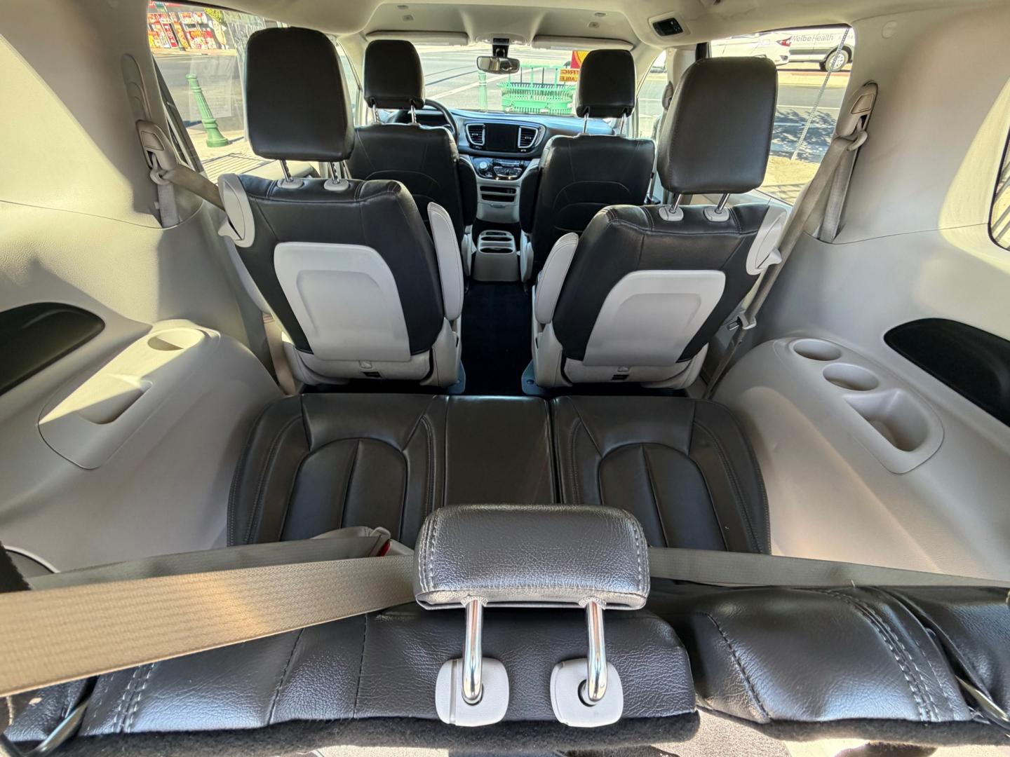 2019 Chrysler Pacifica Hybrid Touring Plus (2C4RC1H77KR) with an 3.6L V6 DOHC 24V HYBRID engine, CVT transmission, located at 744 E Miner Ave, Stockton, CA, 95202, (209) 944-5770, 37.956863, -121.282082- Photo#12