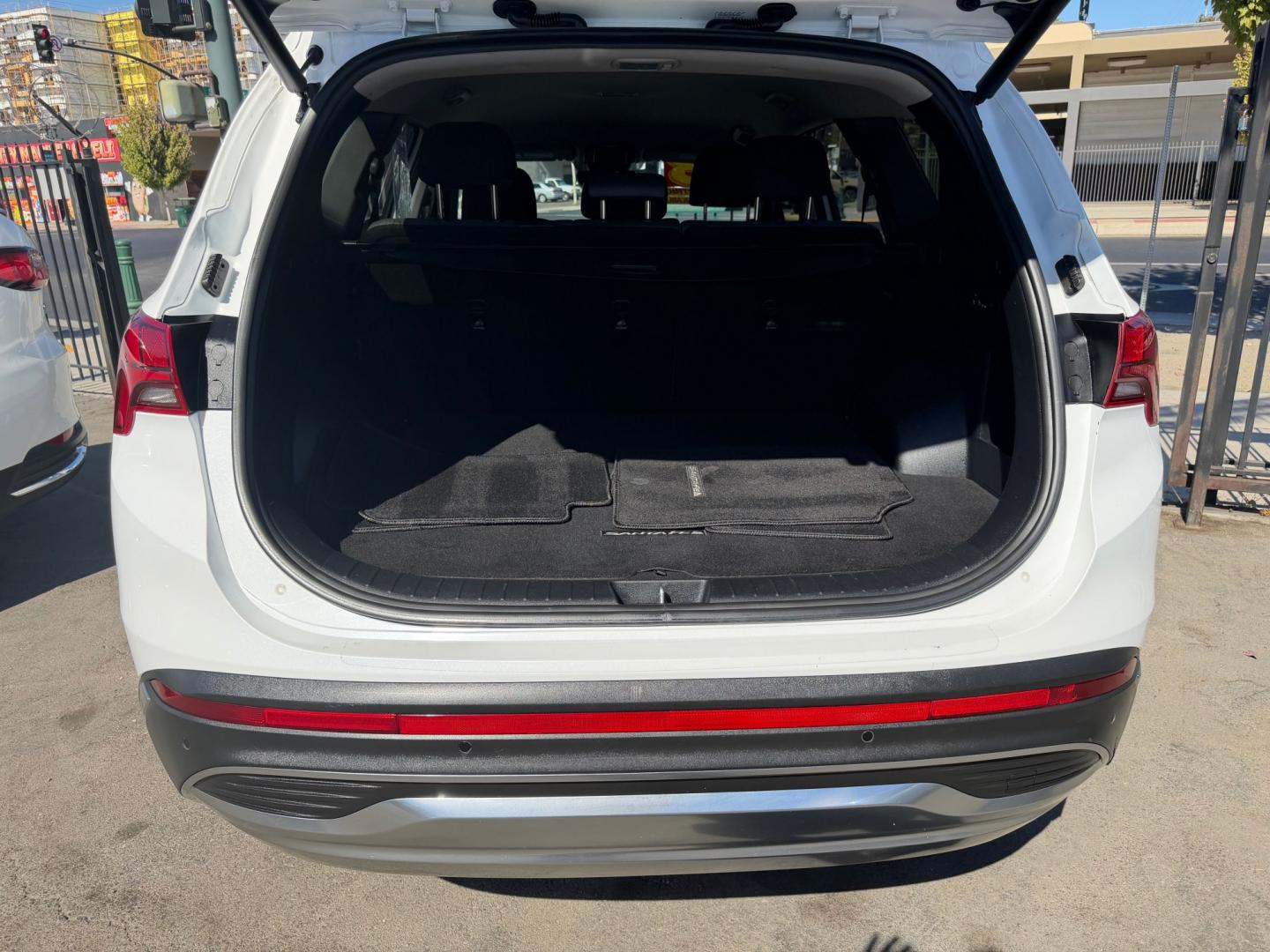 2023 Hyundai Santa Fe Plug-In Hybrid SEL Convenience (KM8S6DA2XPU) with an 1.6L L4 DOHC 16V HYBRID engine, 6A transmission, located at 744 E Miner Ave, Stockton, CA, 95202, (209) 944-5770, 37.956863, -121.282082- Photo#11
