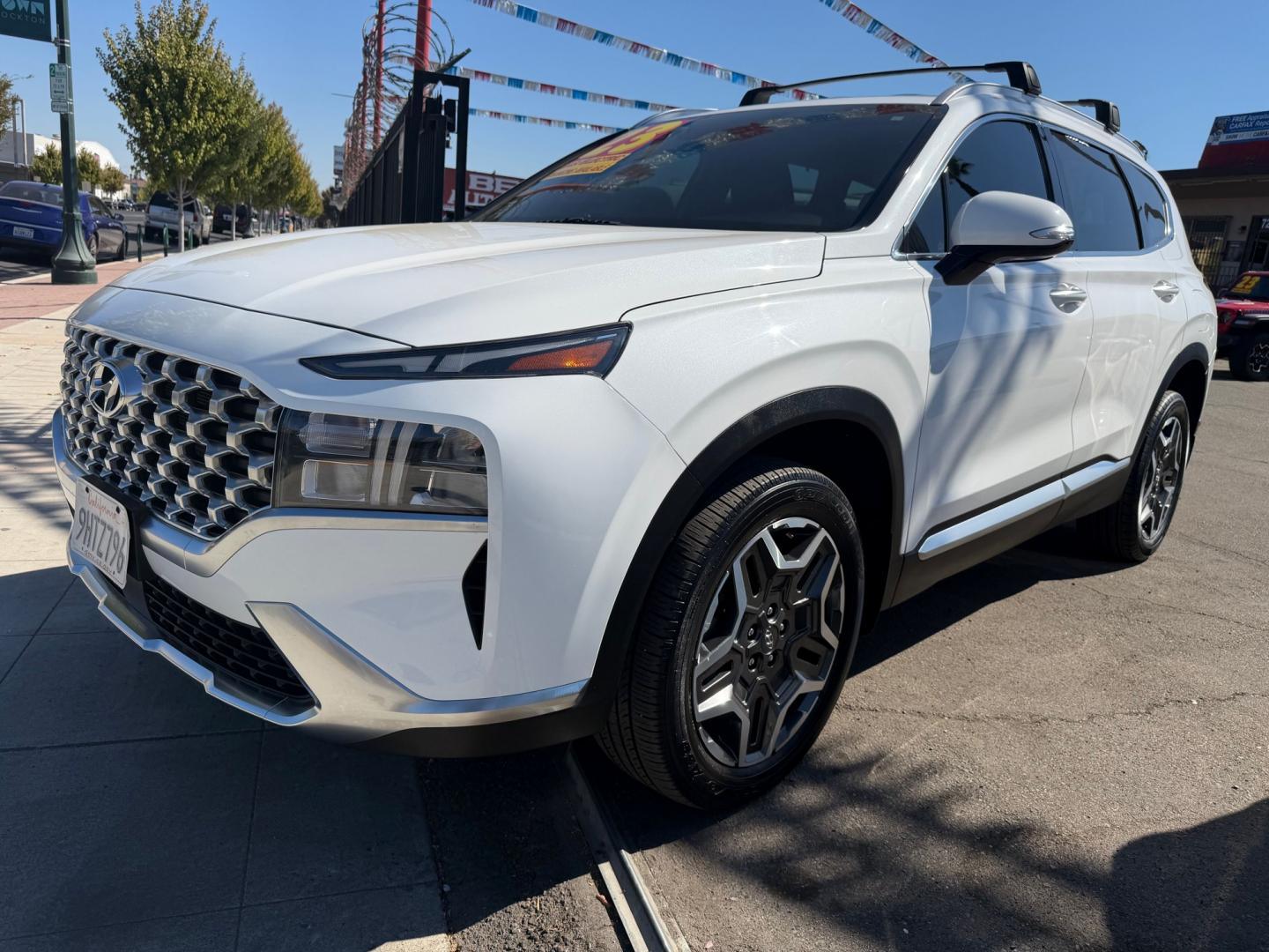 2023 Hyundai Santa Fe Plug-In Hybrid SEL Convenience (KM8S6DA2XPU) with an 1.6L L4 DOHC 16V HYBRID engine, 6A transmission, located at 744 E Miner Ave, Stockton, CA, 95202, (209) 944-5770, 37.956863, -121.282082- Photo#4
