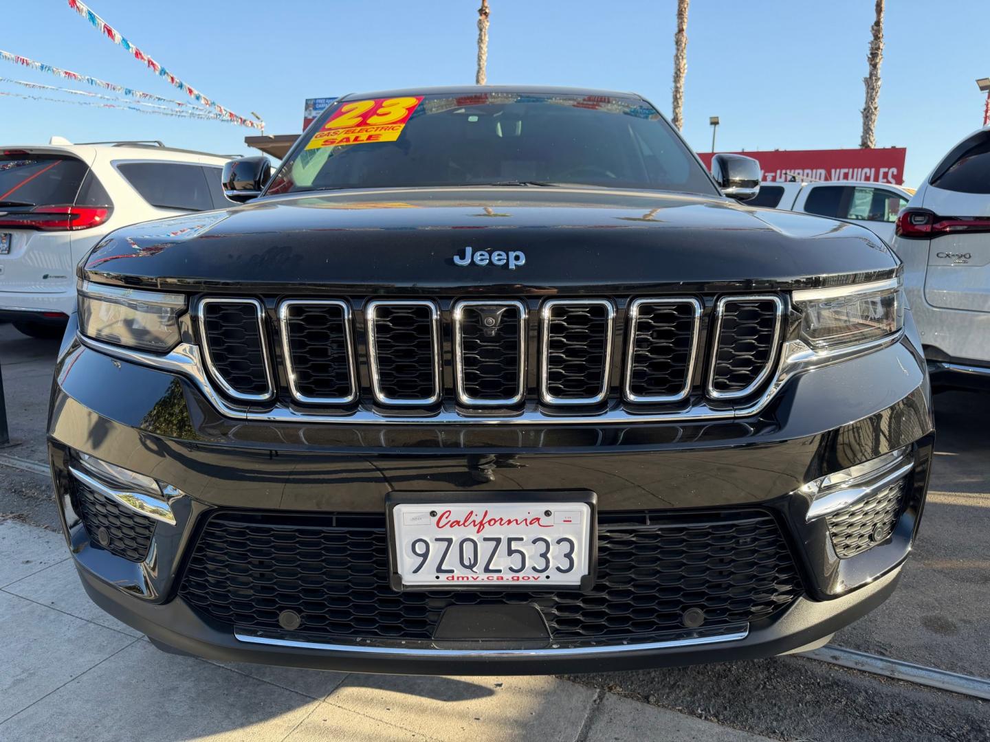 2023 BLACK Jeep Grand Cherokee 4xe Limited (1C4RJYB67PC) with an 2.0L L4 DOHC 16V HYBRID engine, 8A transmission, located at 744 E Miner Ave, Stockton, CA, 95202, (209) 944-5770, 37.956863, -121.282082- Photo#2