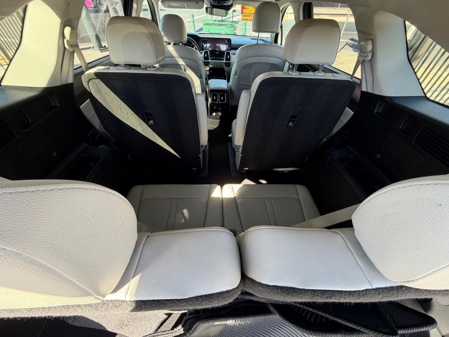 2022 Kia Sorento Plug In Hybrid SX Prestige (KNDRMDLH6N5) with an 1.6L L4 DOHC 16V HYBRID engine, 6A transmission, located at 744 E Miner Ave, Stockton, CA, 95202, (209) 944-5770, 37.956863, -121.282082- Photo#11