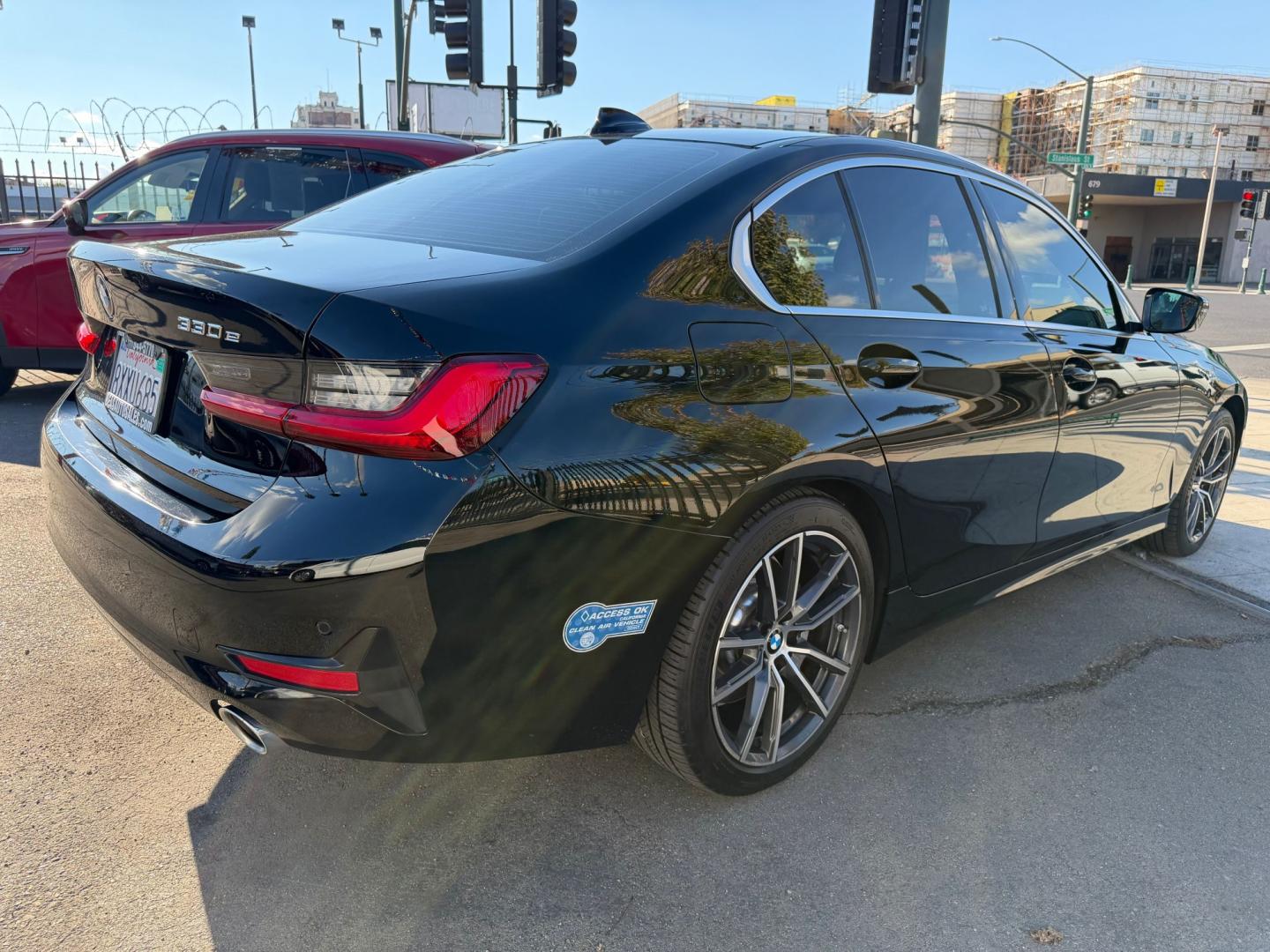2021 BMW 3-Series 330e (3MW5P7J07M8) with an 2.0L I4 DI Plug-in Gas/Electric Hybrid engine, 8A transmission, located at 744 E Miner Ave, Stockton, CA, 95202, (209) 944-5770, 37.956863, -121.282082- Photo#8