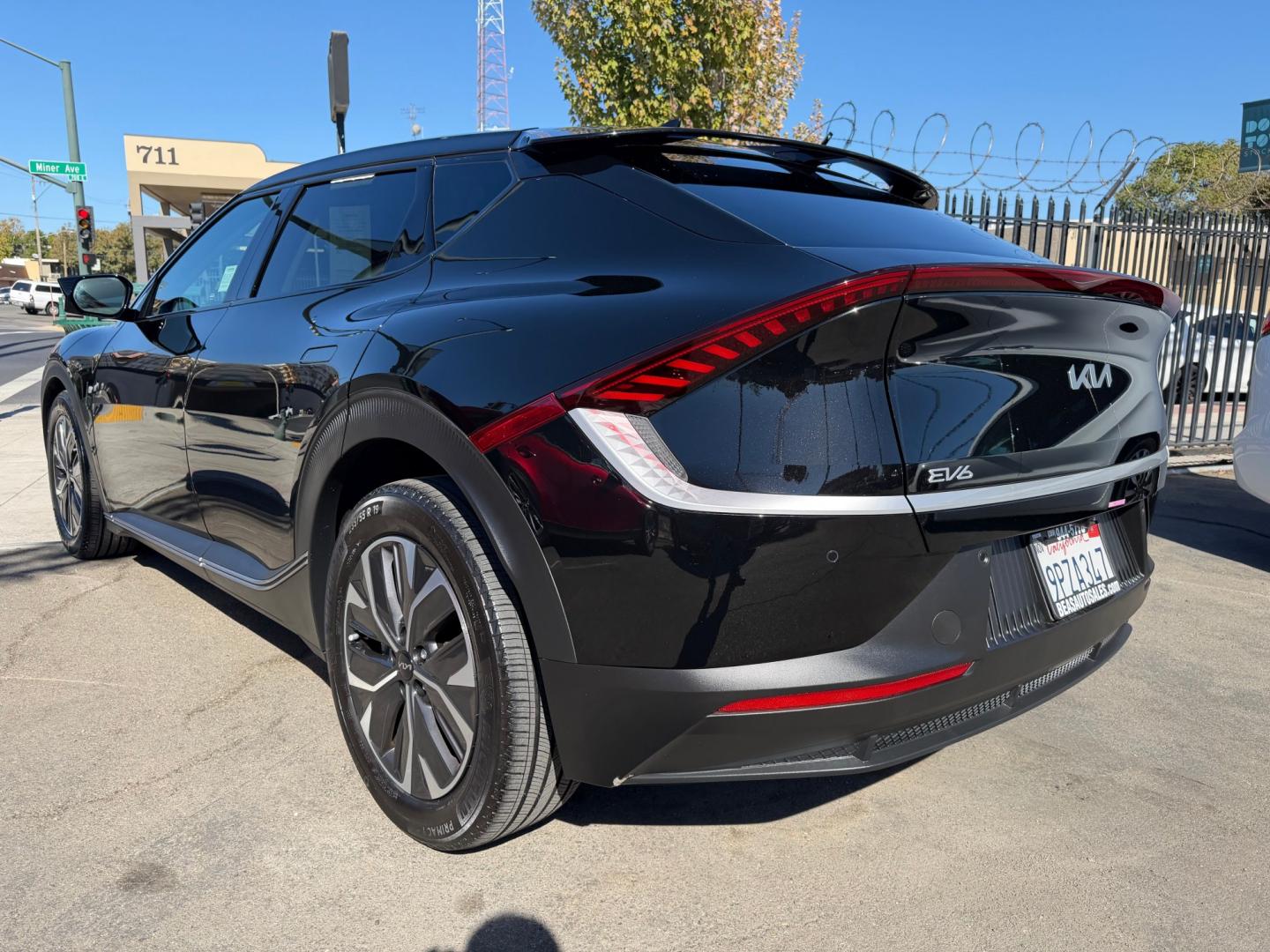 2024 Kia EV6 Light (KNDC34LAXR5) , 1A transmission, located at 744 E Miner Ave, Stockton, CA, 95202, (209) 944-5770, 37.956863, -121.282082- Photo#5